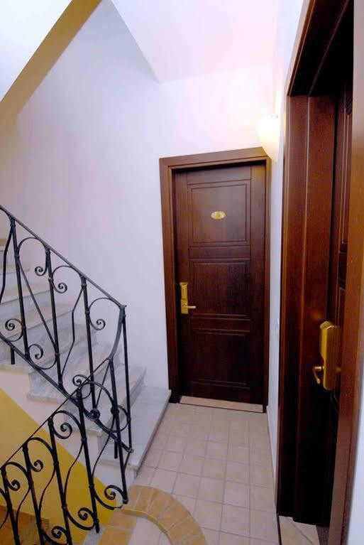 Hotel Luana Viareggio Kültér fotó